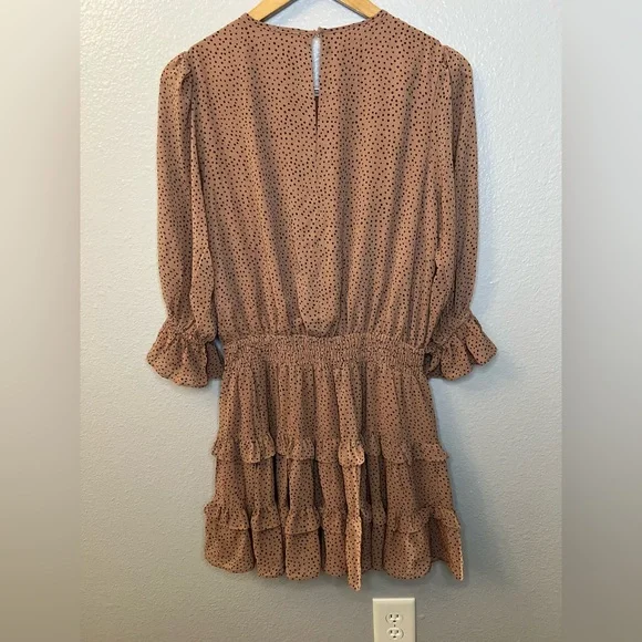NWT Vestique Ilia Brown Polka Dot Ruffle Tiered Mini Dress Size M boutique NEW - Picture 4 of 11